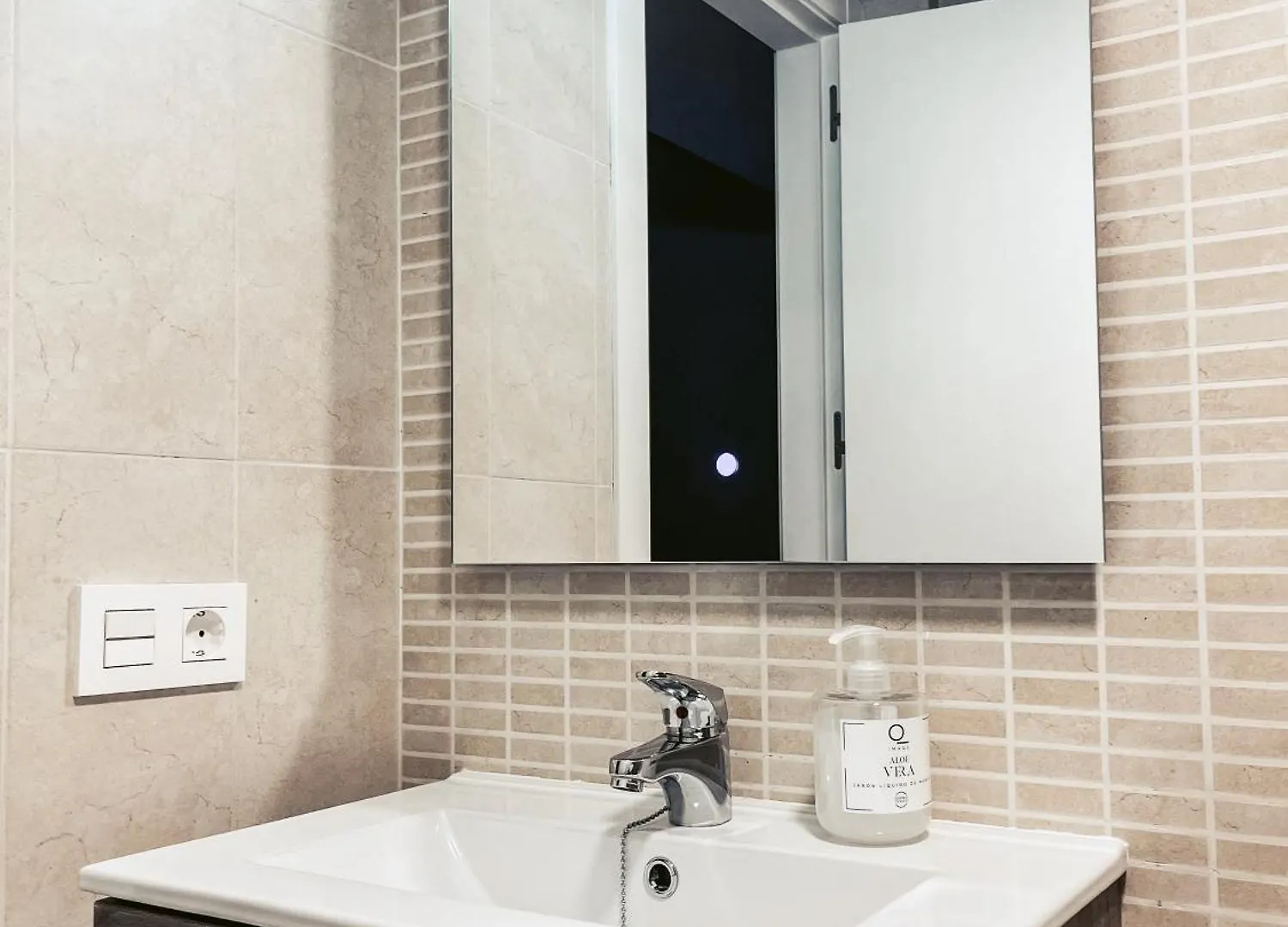 Centric Elegant & Private Terrace Apartment Malaga 0*,  Spain